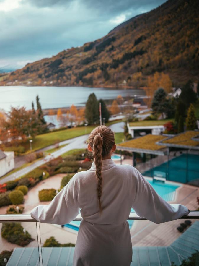 Alexandra 5*